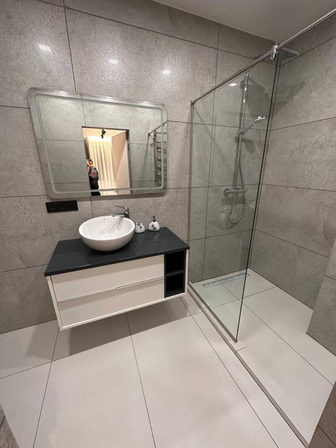 Інстаграмна Стильні Апартаменти На Вулиці Під Голоском 15Б Lviv Ngoại thất bức ảnh